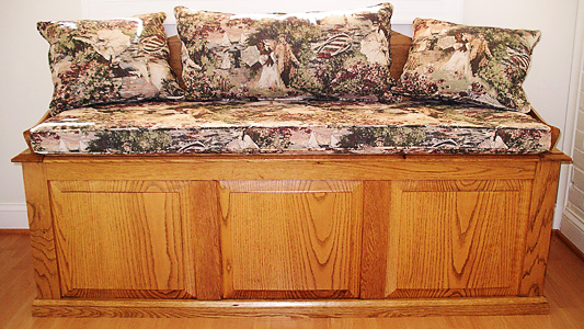 Hope chest with pillows